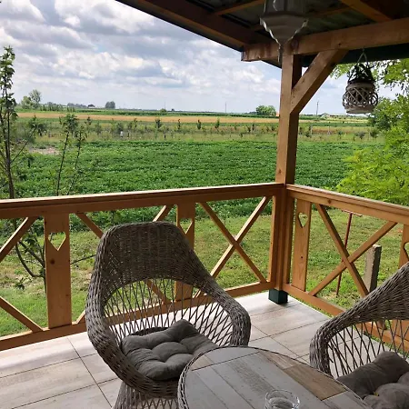 招待所 Salas Gnijezdo