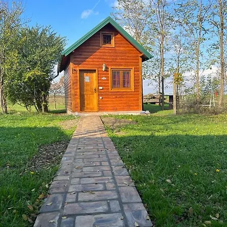 Salas Gnijezdo 4* Backa Palanka