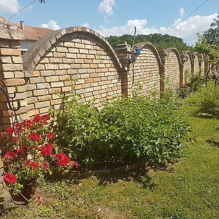 招待所 Salas Gnijezdo 4*