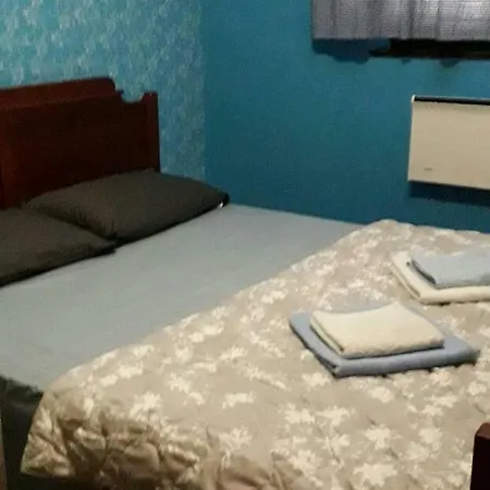 Salas Gnijezdo 招待所 Bačka Palanka